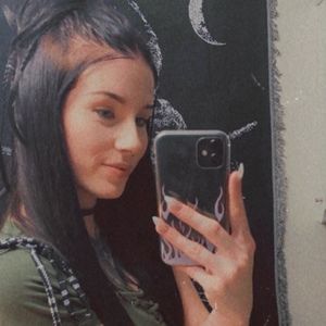 Meet your Posher, Brianne
